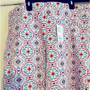 Cute print. You can wear to a picnic or girls day out.